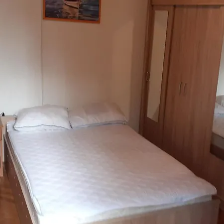Rudi - One Bedroom With Terrace Apartmán *