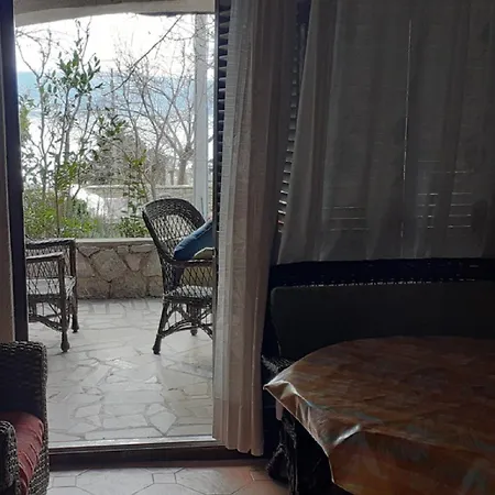 Rudi - One Bedroom With Terrace * Klenovica