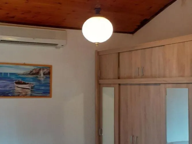 Rudi - One Bedroom With Terrace *